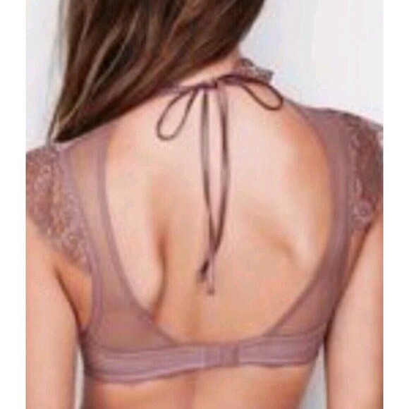Victoria's Secret Dream Angels High Neck Bra Top Sz 34 DD Lace Open Back  Satin - Picture 4 of 8